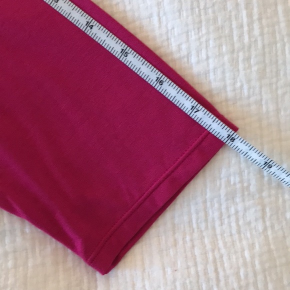 White House Black Market Fuchsia 3/4 Sleeve scoop-back neckline lightweight Top - Picture 9 of 12